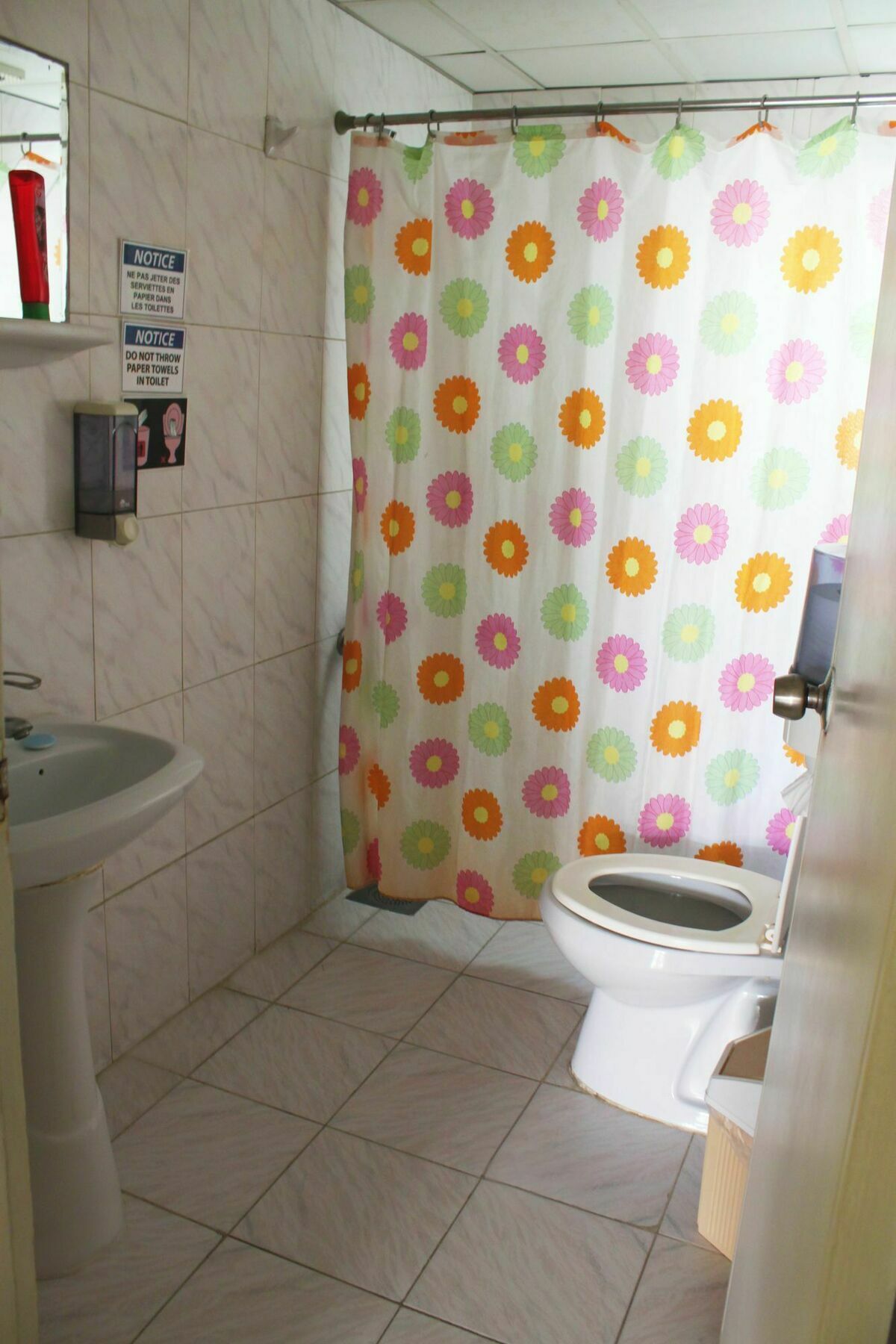 Nouveau Du Liban Hostel *